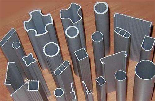 Perfiles de tubo de aluminio estampados sin costura de gran diámetro