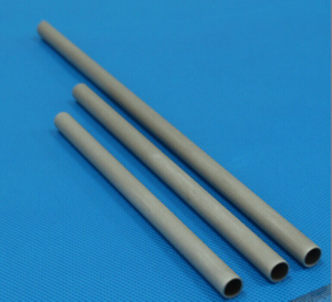 Tubo sin soldadura de aluminio anodizado de gran diámetro.