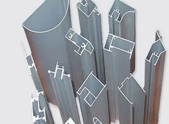 Tubos de aluminio sin costuras vs. Tubos soldados: diferencias y aplicaciones clave en la industria
