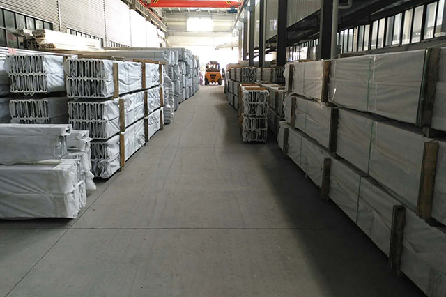 Proveedor de perfiles de tubo de aluminio